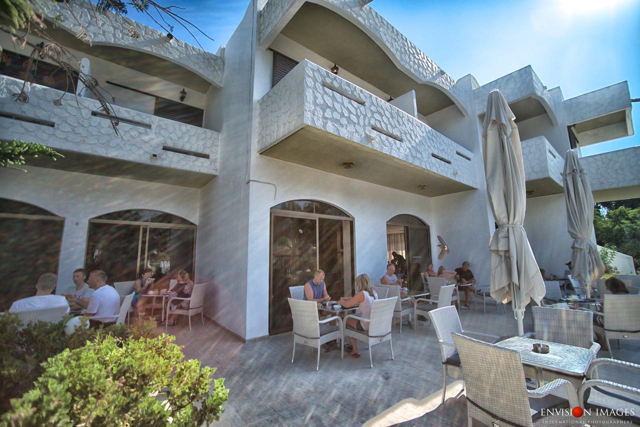 Frosini Hotel Lambi  Exterior foto