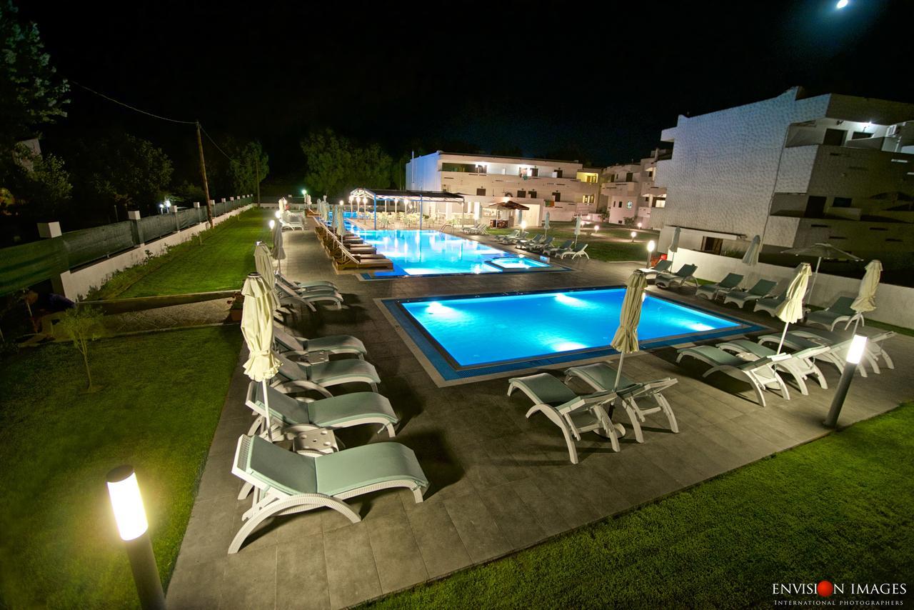 Frosini Hotel Lambi  Exterior foto